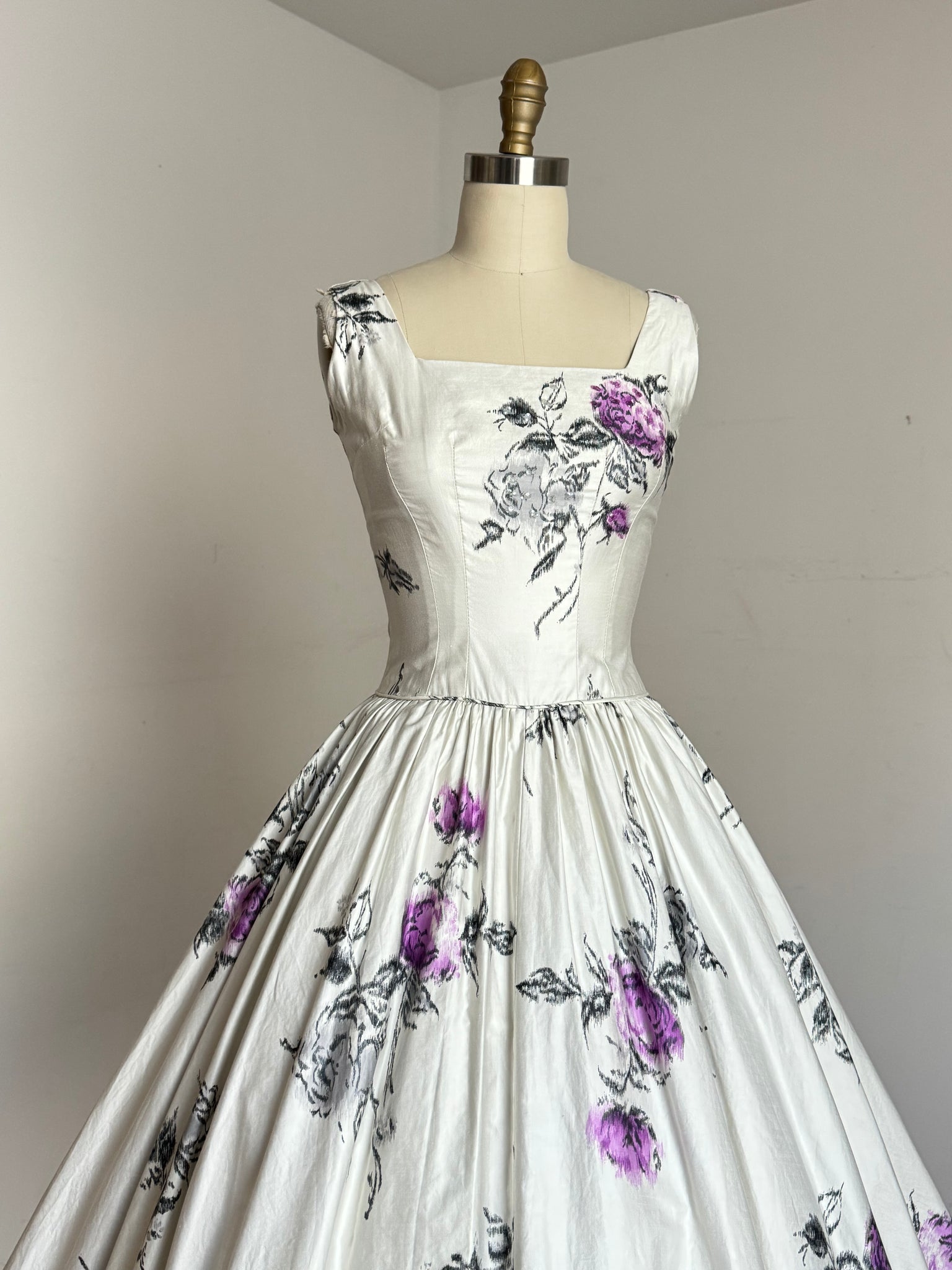 vintage 1950s floral cotton sun dress {xxs} – Trunk of Dresses vintage 1950s floral cotton sun dress {xxs} – Trunk of Dresses