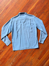Load image into Gallery viewer, vintage 1950s blue rayon long sleeve shirt - loop collar