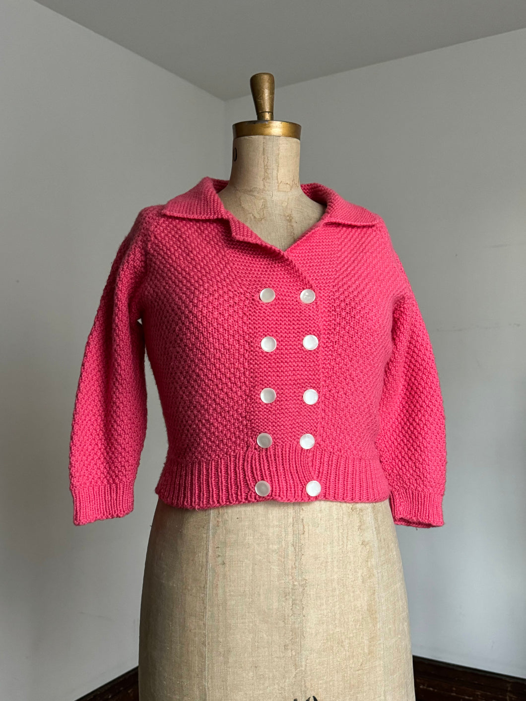 vintage 1950s pink knit cardigan {L+}