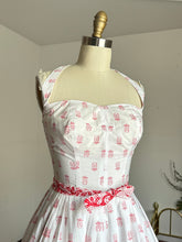 Load image into Gallery viewer, vintage 1950s pineapple print cotton sun dress {xs-m}