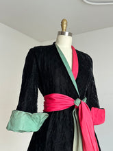 Load image into Gallery viewer, vintage 1940s black velvet robe {xs}