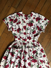 Load image into Gallery viewer, vintage 1940s floral dress {xs/s}