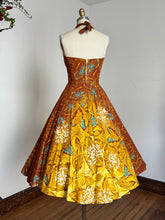 Load image into Gallery viewer, vintage 1950s Kamehameha sun dress {s}