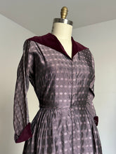 Load image into Gallery viewer, vintage 1950s front zip purple dress {s}