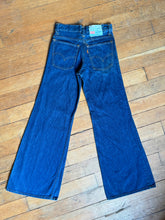 Load image into Gallery viewer, NOS vintage 1970s LEVIS wide leg jeans - JUNIORS