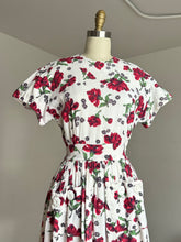 Load image into Gallery viewer, vintage 1940s floral dress {xs/s}