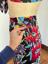 Load image into Gallery viewer, vintage 1940s floral rayon jersey pant play set {s/m}