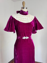 Load image into Gallery viewer, vintage 1930s purple pink velvet evening gown {s}