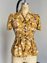 Load image into Gallery viewer, vintage 1930s 40s floral blouse {s}