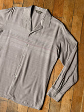 Load image into Gallery viewer, vintage 1970s does 50s button up long sleeve shirt