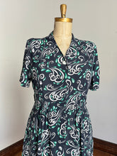 Load image into Gallery viewer, vintage 1940s novelty cold rayon dress {1X}