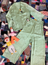 Load image into Gallery viewer, vintage 1930s green art deco pajama set {m}