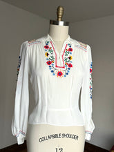 Load image into Gallery viewer, vintage 1940s embroidered folk blouse {m/l}