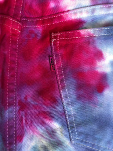 vintage 1960s 70s tie dye big E Levis flared denim jeans