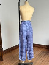 Load image into Gallery viewer, vintage 1940s 2 pc pyjama set {xs}