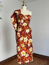 Load image into Gallery viewer, vintage 1950s Alfred Shaheen sarong dress &amp; men’s shirt set