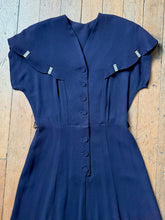 Load image into Gallery viewer, vintage 1950s scalloped collar rayon dress {s/m}