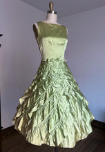 Load image into Gallery viewer, vintage 1950s green party dress {xs}