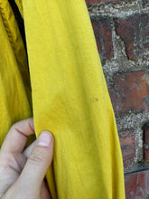 Load image into Gallery viewer, vintage 1950s chartreuse blouse {L}