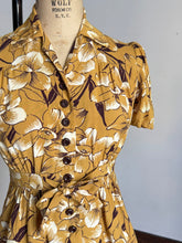 Load image into Gallery viewer, vintage 1930s 40s floral blouse {s}