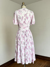Load image into Gallery viewer, vintage 1940s novelty pink rayon dress {xs/s}