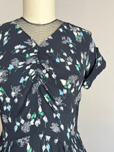 Load image into Gallery viewer, vintage 1940s floral rayon dress {s/m}