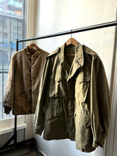 Load image into Gallery viewer, THRASHED vintage 1940s M-43 field jacket set (2pc) jacket and liner