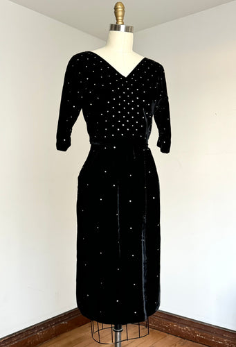 vintage 1950s rhinestone velvet wiggle dress {xxs}