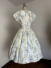 Load image into Gallery viewer, vintage 1950s botanical dress {xs}