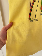 Load image into Gallery viewer, vintage 1978 Barry Manilow t shirt