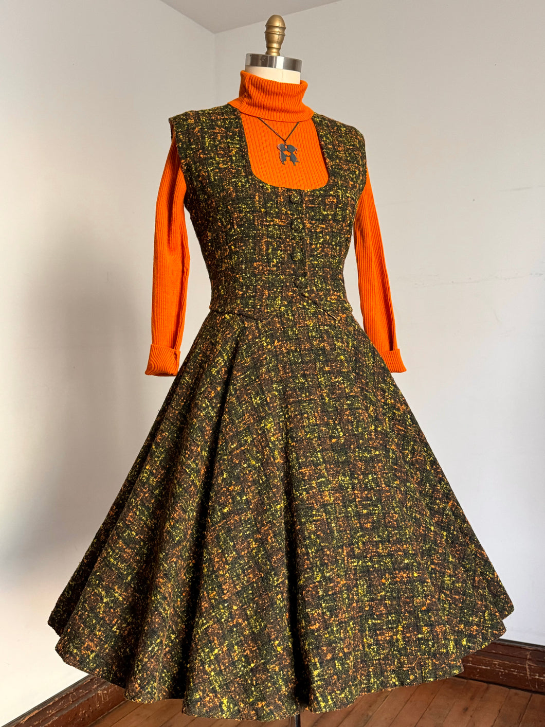 vintage 1950s fleck skirt set {m}