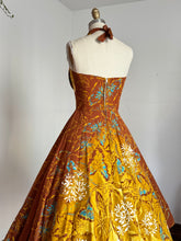 Load image into Gallery viewer, vintage 1950s Kamehameha sun dress {s}