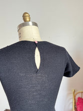 Load image into Gallery viewer, vintage 1940s floral knit top {xs-L}