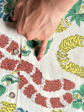 Load image into Gallery viewer, vintage 1950s Hawaiian Leis print shirt - loop collar