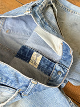 Load image into Gallery viewer, vintage 1970s Wranglers denim jeans
