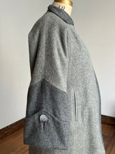 Load image into Gallery viewer, vintage 1950s grey two-tone coat {up to XL}