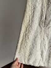 Load image into Gallery viewer, vintage 1940s faux fur cape