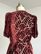 Load image into Gallery viewer, vintage 1930s sheer devoré velvet dress {m}