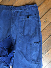 Load image into Gallery viewer, vintage 1960s 70s French moleskin work pants