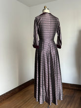 Load image into Gallery viewer, vintage 1950s front zip purple dress {s}