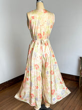 Load image into Gallery viewer, vintage 1930s pongee beach pajamas {m}