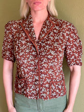 Load image into Gallery viewer, vintage 1940s floral rayon blouse {m}