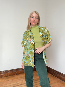 vintage 1950s Hawaiian rayon shirt