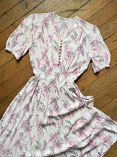 Load image into Gallery viewer, vintage 1940s novelty pink rayon dress {xs/s}