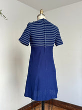 Load image into Gallery viewer, vintage 1960s striped knit Bernshaw English dress {xxs}