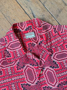 vintage 1950s bandana print shirt - loop collar
