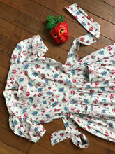 Load image into Gallery viewer, vintage 1930s strawberry dress {s}