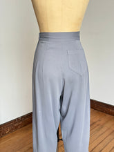 Load image into Gallery viewer, RARE vintage 1940s women’s baseball uniform {xs}