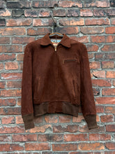 Load image into Gallery viewer, vintage 1940s suede jacket