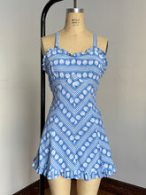 Load image into Gallery viewer, vintage 1940s novelty cotton clamshell swimsuit {s}